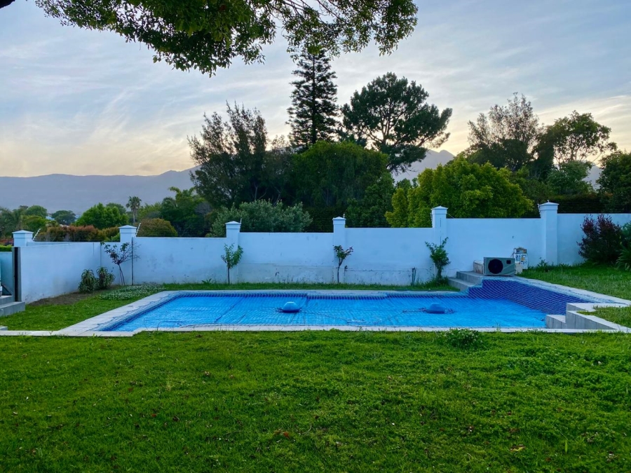 5 Bedroom Property for Sale in Constantia Western Cape